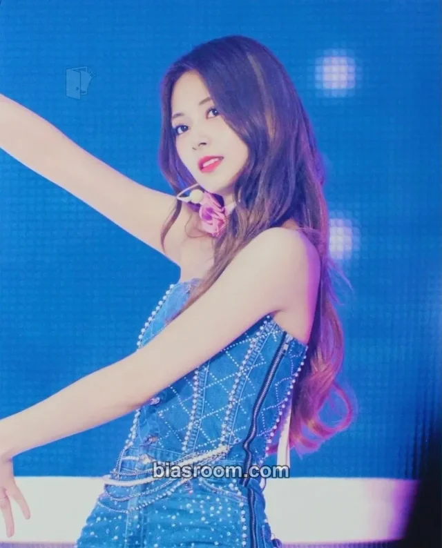 Tzuyu TWICE 5th World Tour Ready To Be in Seoul DVD & Blu-Ray K-pop photocard