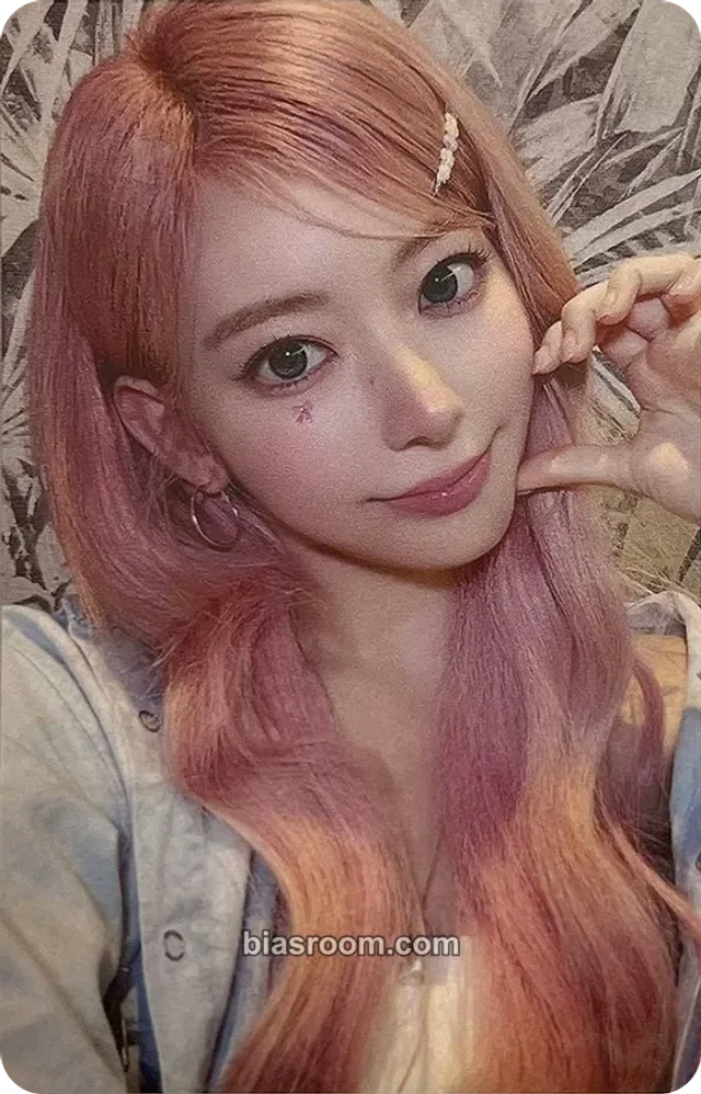 Sakura LE SSERAFIM Pureflow Tour (2026) K-pop photocard