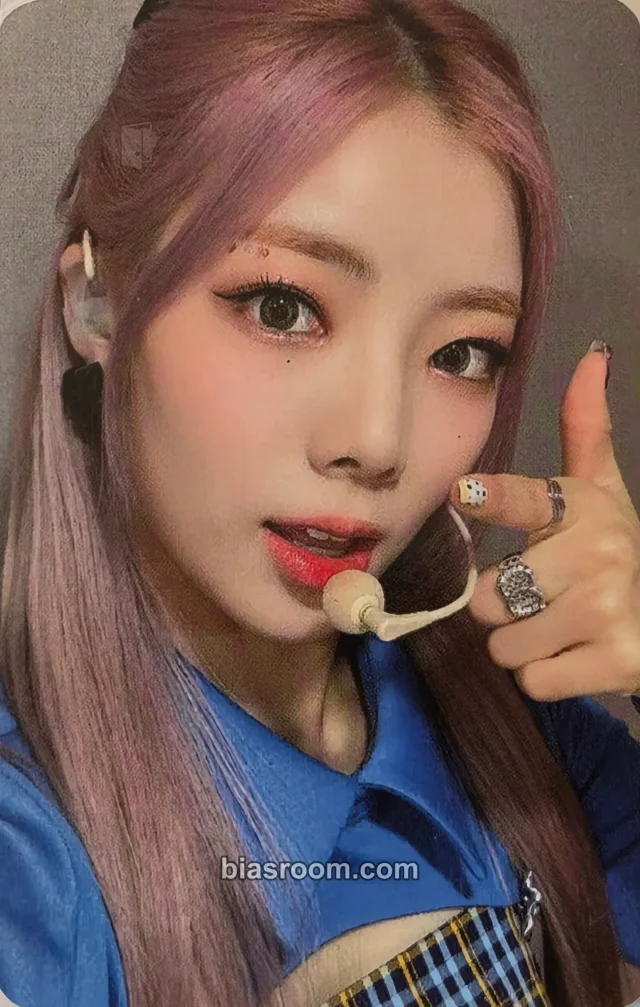 Na Goeun  PURPLE KISS HIDE & SEEK K-pop photocard