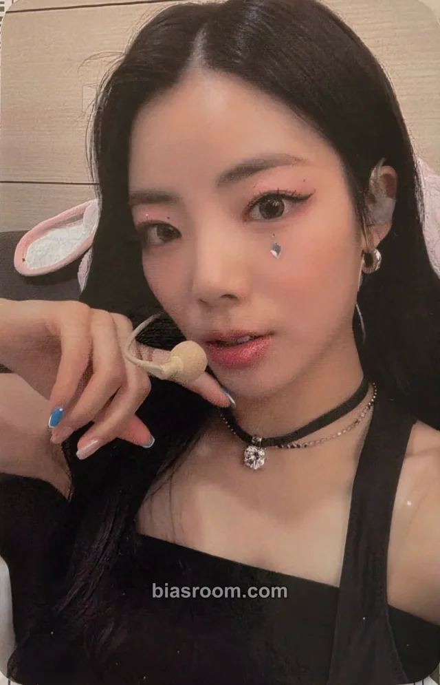 Na Goeun PURPLE KISS Geekyland K-pop photocard