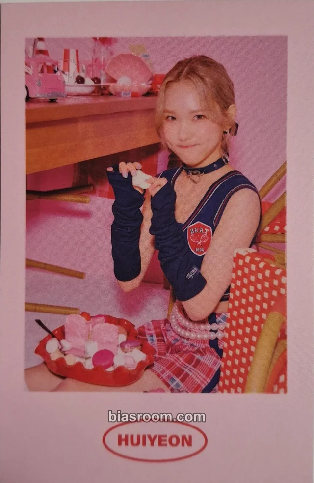 Huiyeon LIGHTSUM 1st Sumit Official Fanclub: The Best Birthday Ever! K-pop photocard