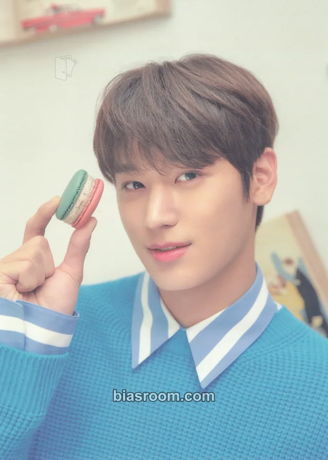 Juyeon THE BOYZ 1st Official Fan Club [FIRST AID KIT] K-pop Photocard