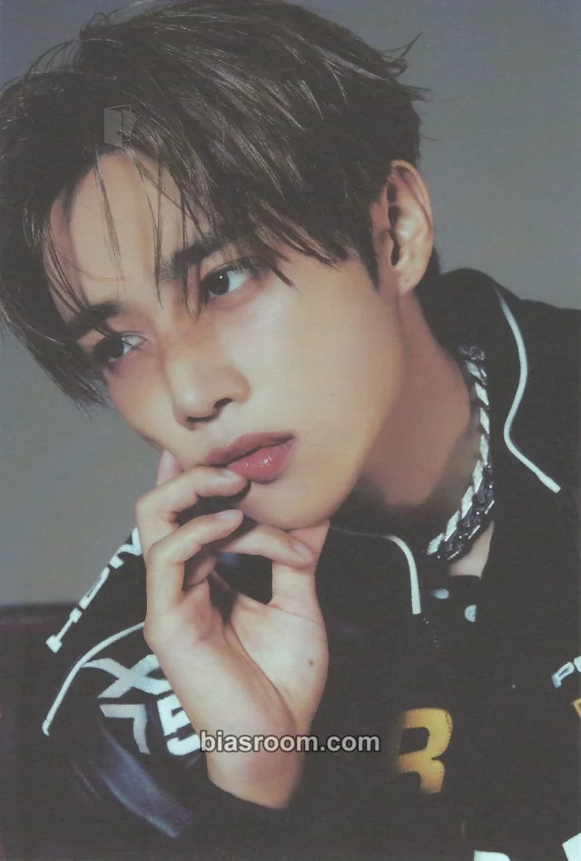 Photocard K-pop di Sunwoo THE BOYZ 2025 SEASON'S GREETINGS [THE FAST]