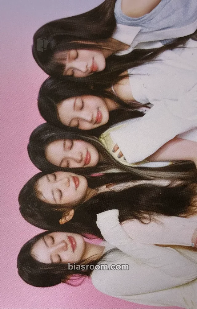 ILLIT ILLIT LIVE ‘PRESS START♥︎︎︎’ K-pop photocard