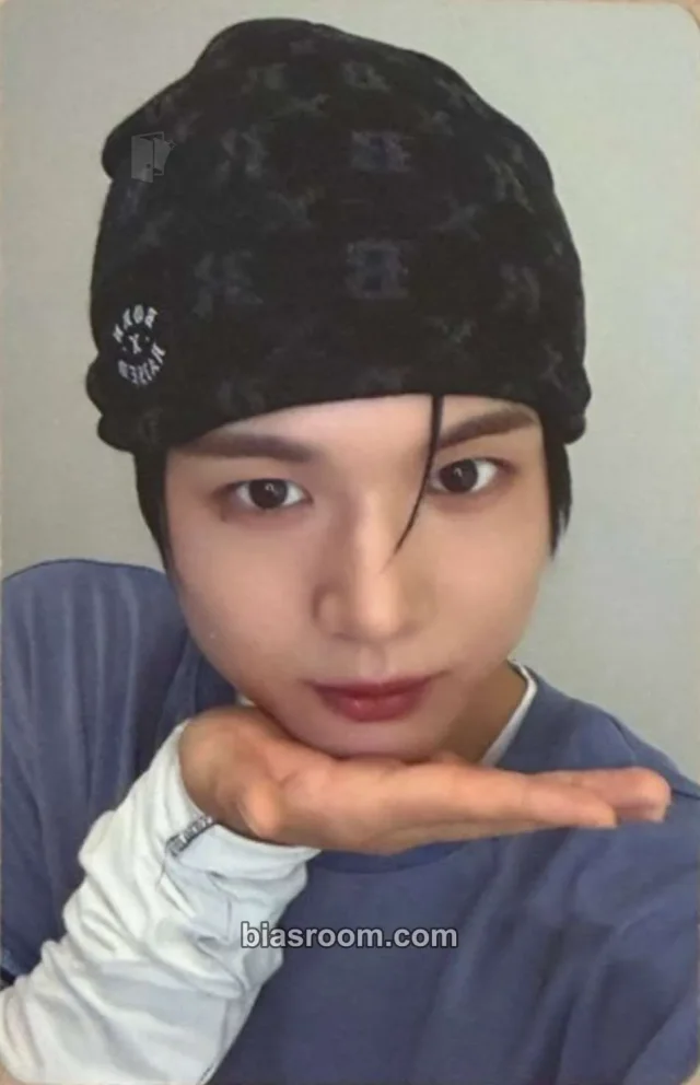Issa KO1KEYZ KO1KEYZ K-pop photocard