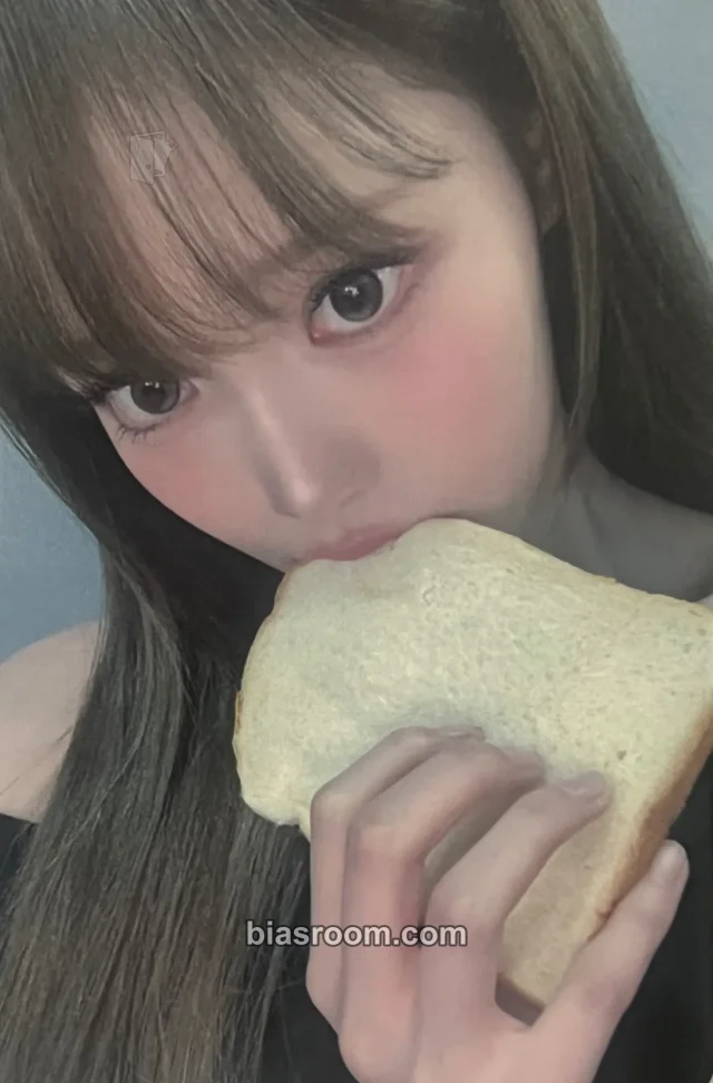 Jeong Saebi izna 1st Fan Con <Not Just Pretty> K-pop 小卡
