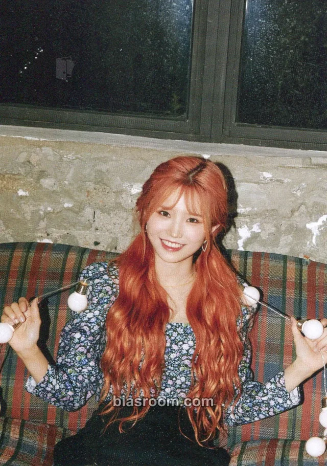 Hayoung fromis_9 My Little Society K-pop photocard