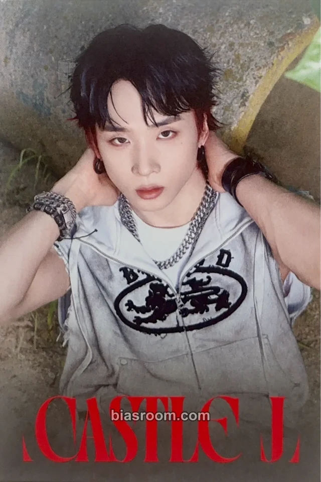 Castle J MCND Devil Youth Club K-pop photocard