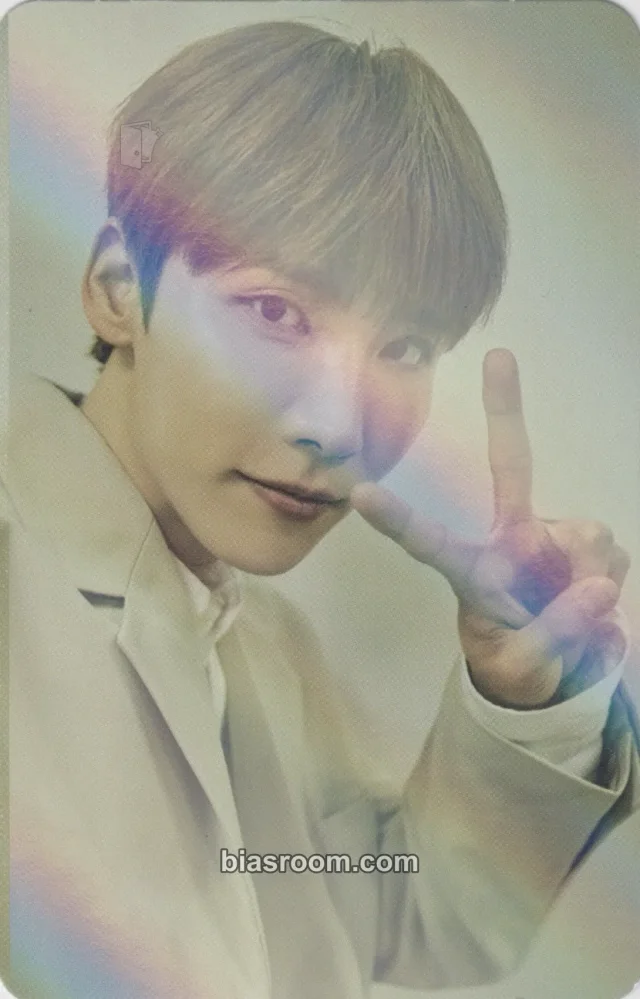 Woong AB6IX Build Up: Vocal Boy Group Survivor K-pop photocard
