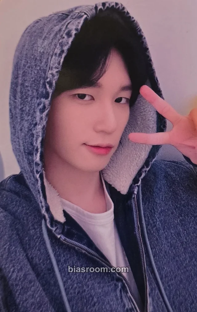 Theo P1Harmony Sad Song K-pop photocard