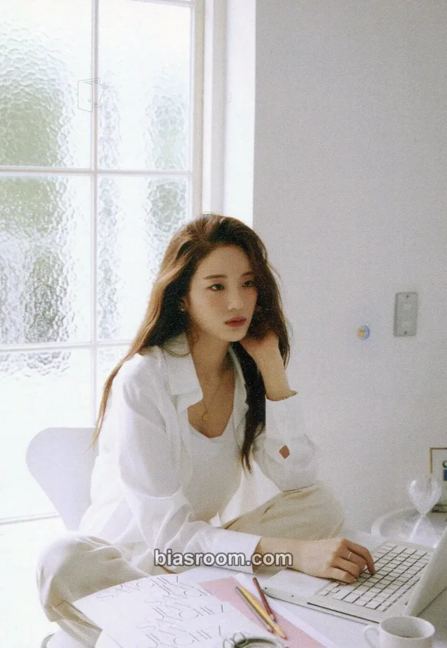 Gyuri fromis_9 My Little Society K-pop photocard