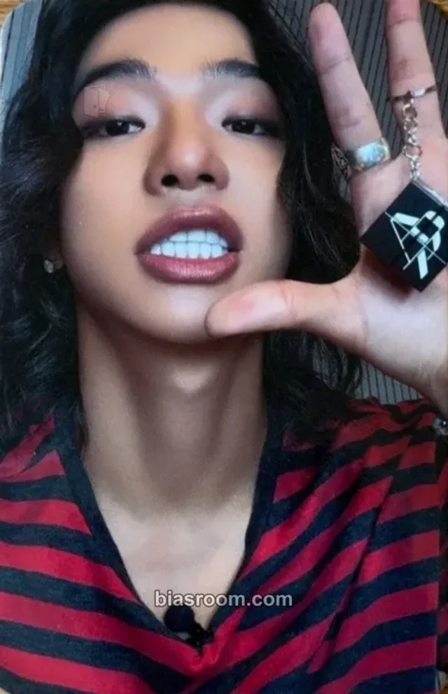 Photocard K-pop de Tarzzan ALLDAY PROJECT CRASH