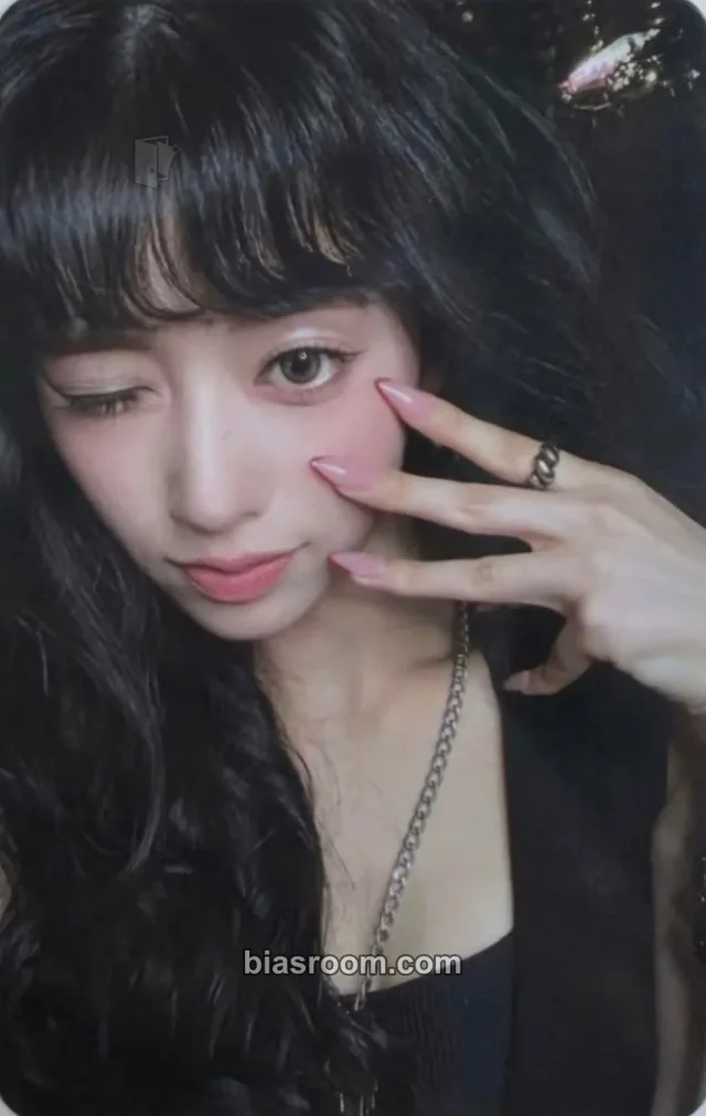 Rima NiziU Sour Grapes K-pop photocard