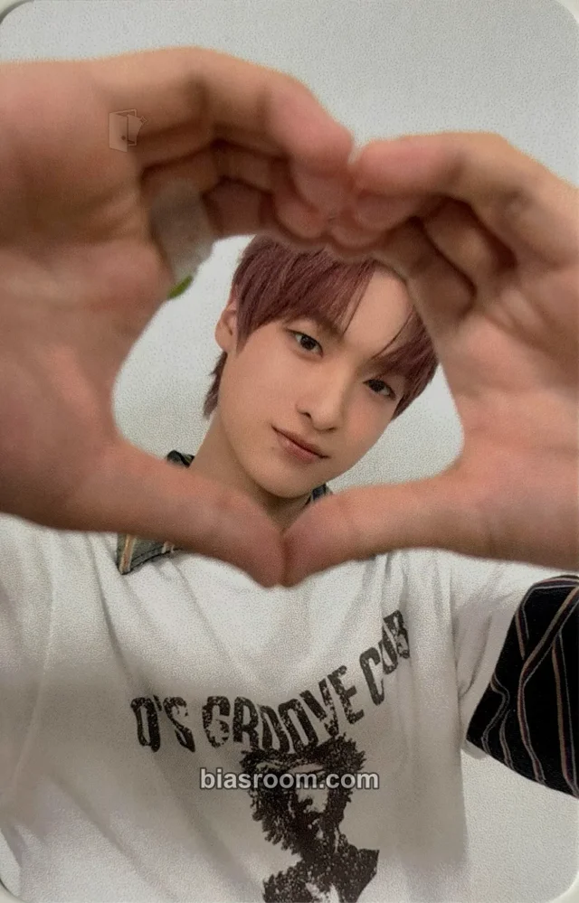 Kimkun NAZE NAZE K-pop photocard