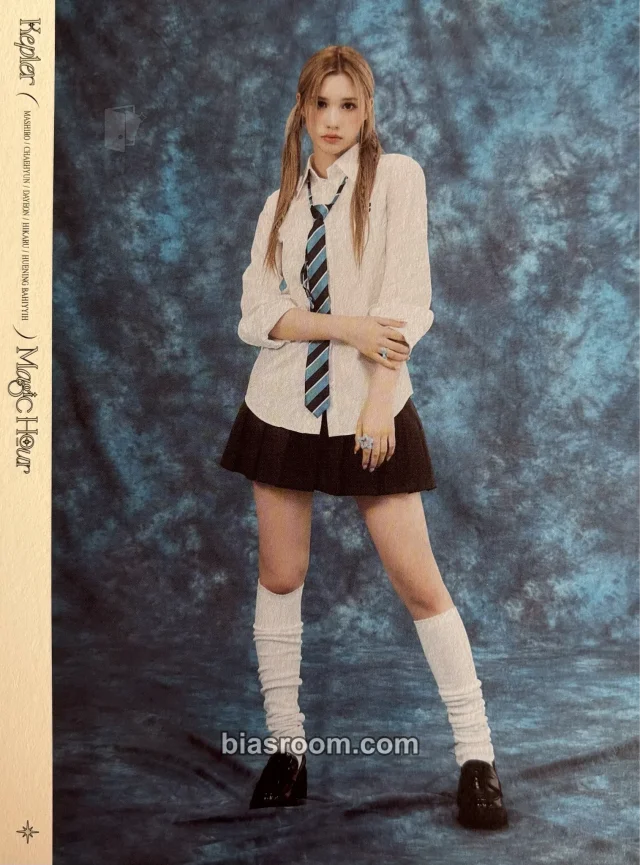 Photocard K-pop Huening Bahiyyih Kep1er Magic Hour