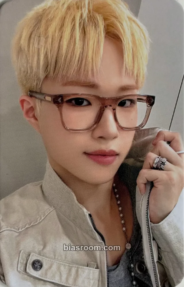 Ato NAZE NAZE K-pop photocard