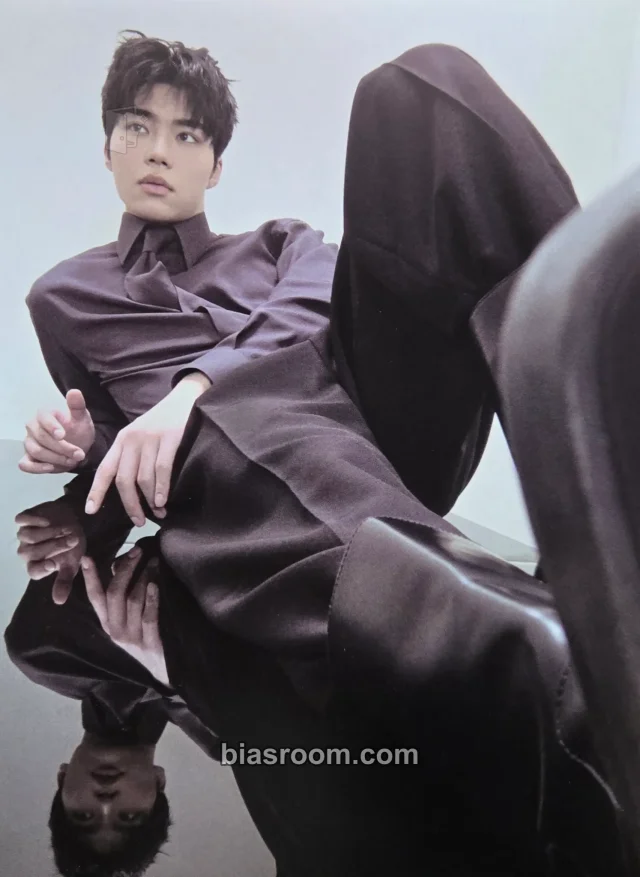 Gunwook ZEROBASEONE Ascend- K-pop photocard