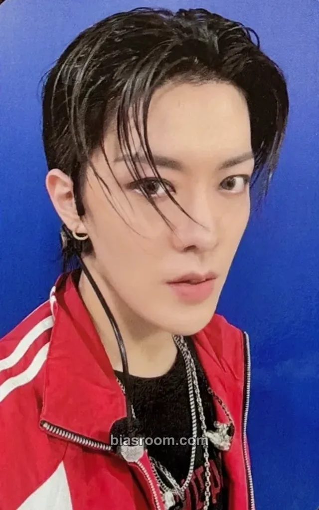 Photocard K-pop Yuta NCT 127 BLINGY