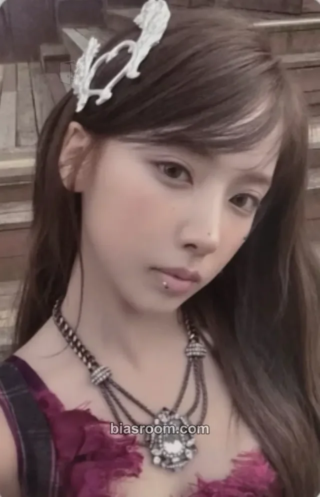Jiwoo NMIXX Strange Muse K-pop photocard