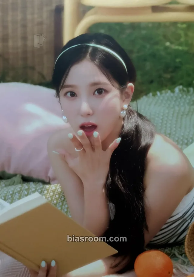 Yujin Kep1er 1st Kep1ian Official Fanclub K-pop photocard