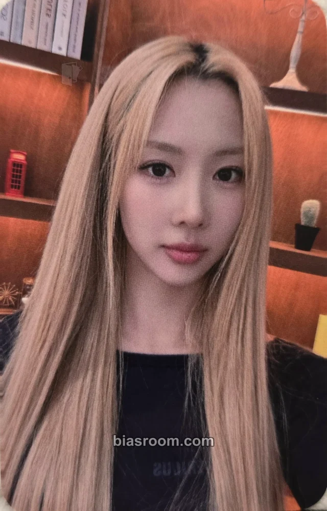 Photocard K-pop di Yoohyeon Dreamcatcher YOOcation Guangzhou Fan Meeting