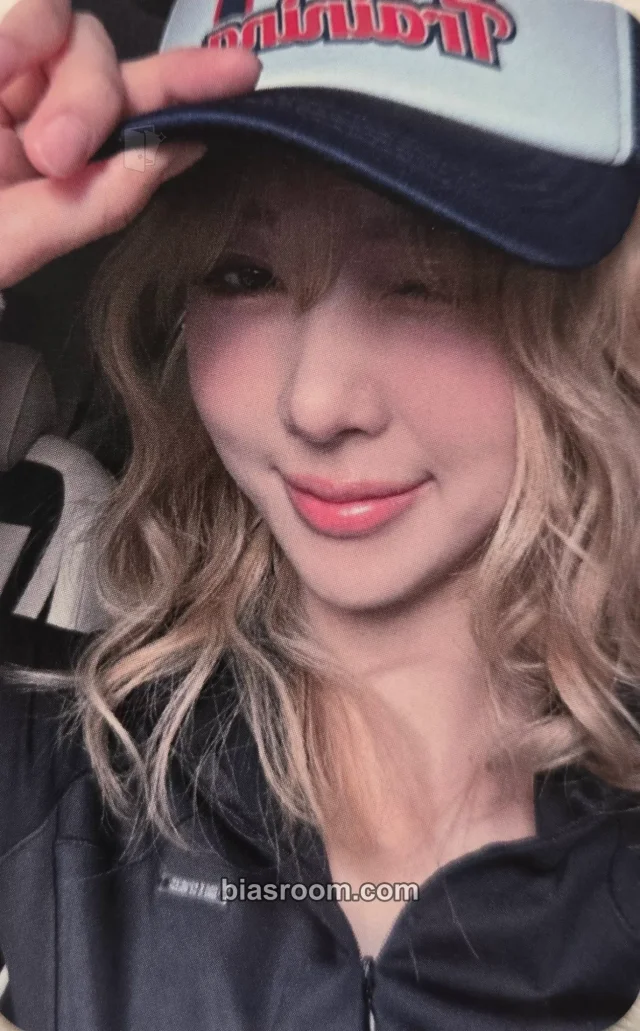 Photocard K-pop di Yoohyeon Dreamcatcher YOOcation Guangzhou Fan Meeting