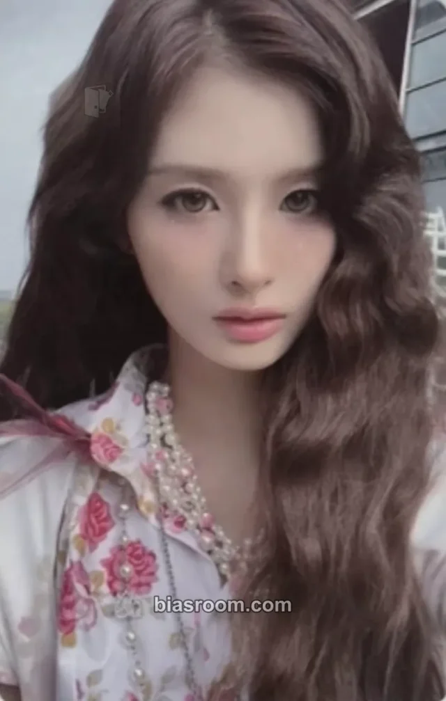 Sullyoon NMIXX Strange Muse K-pop photocard