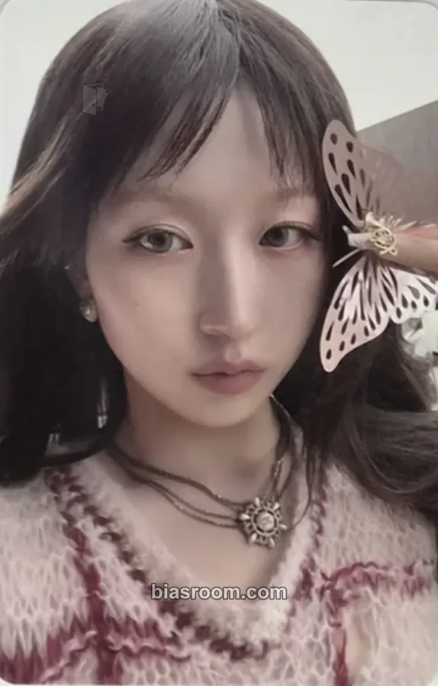 Haewon NMIXX Strange Muse K-pop photocard