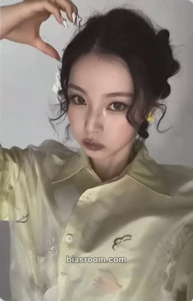 Kyujin NMIXX Strange Muse K-pop photocard