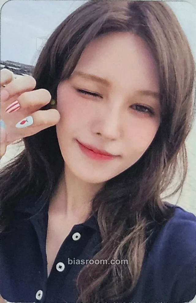Wendy Red Velvet Velvet Summer K-pop photocard