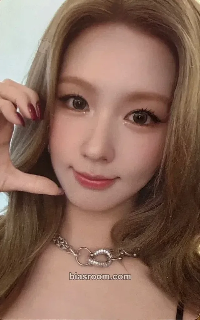 Miyeon i-dle 2026 World Tour [Syncopation] Blu-Ray & DVD K-pop photocard