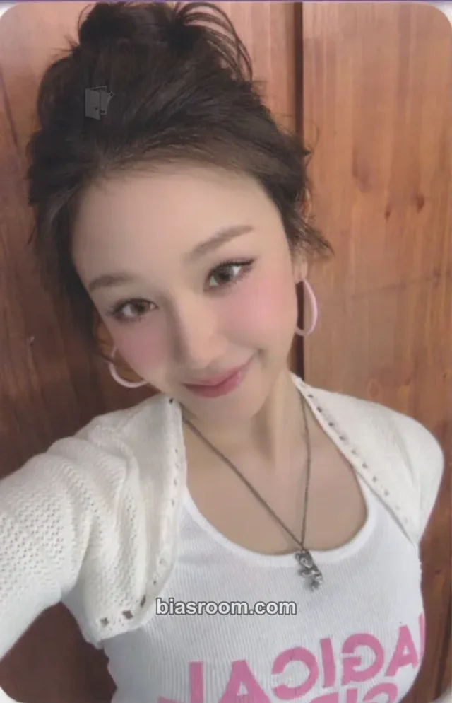 Pharita BABYMONSTER CHOOM World Tour K-pop 小卡