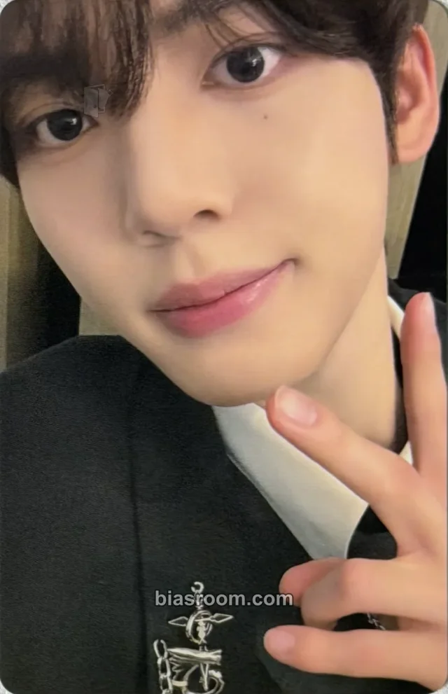 Yujin ZEROBASEONE 2026 World Tour [HERE & NOW] Encore K-pop photocard