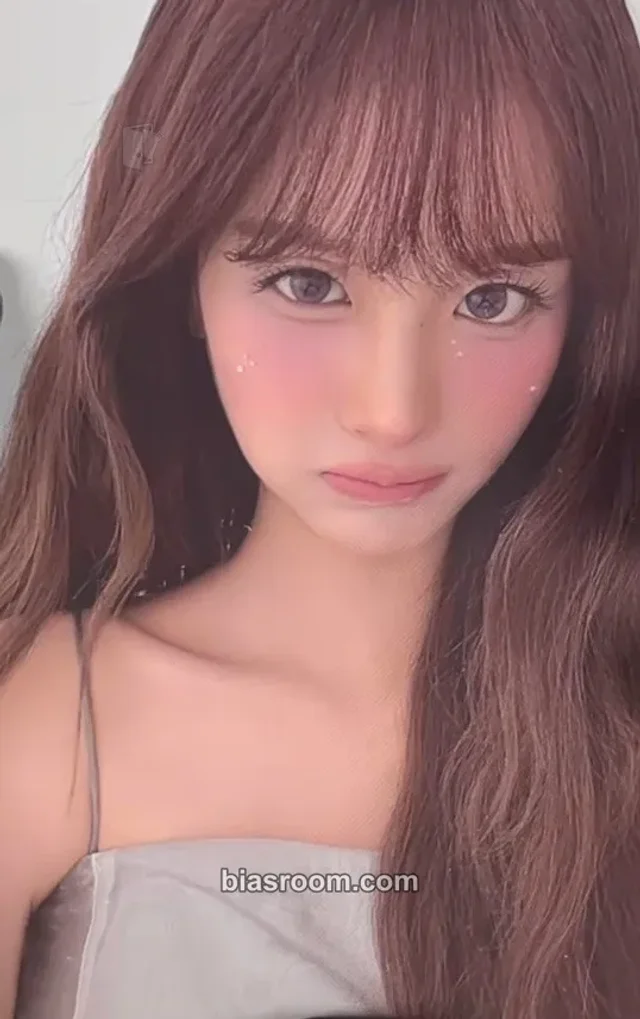 Photocard K-pop de Sullyoon NMIXX Strange Muse