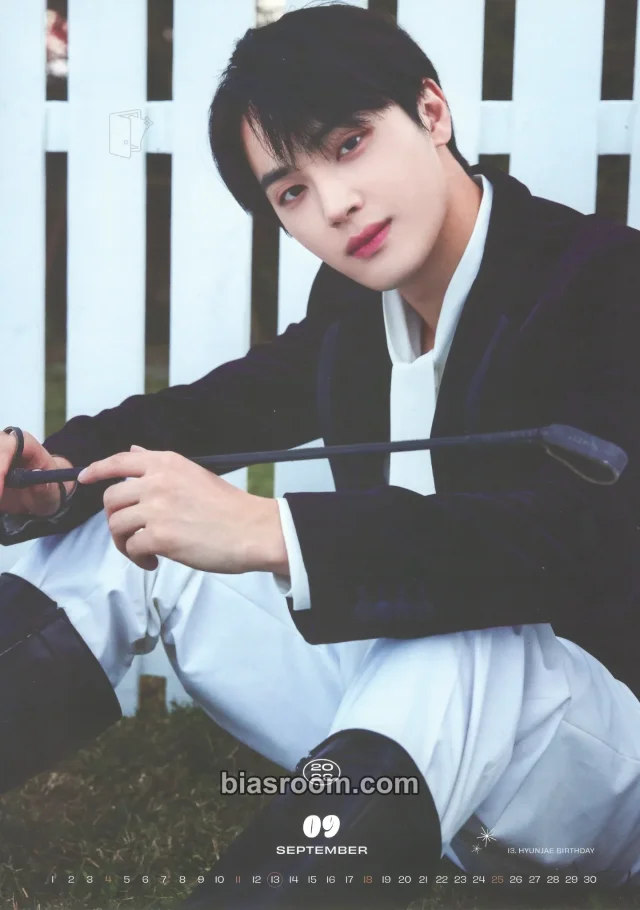 Haknyeon THE BOYZ 2022 SEASON'S GREETINGS [ATHLETE CLUB] K-pop photocard