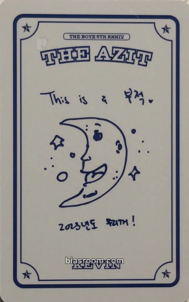 Kevin THE BOYZ THE AZIT: Pop-up store in Seoul  K-pop photocard