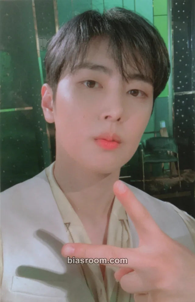 Jaeyoon SF9 9loryUS K-pop photocard