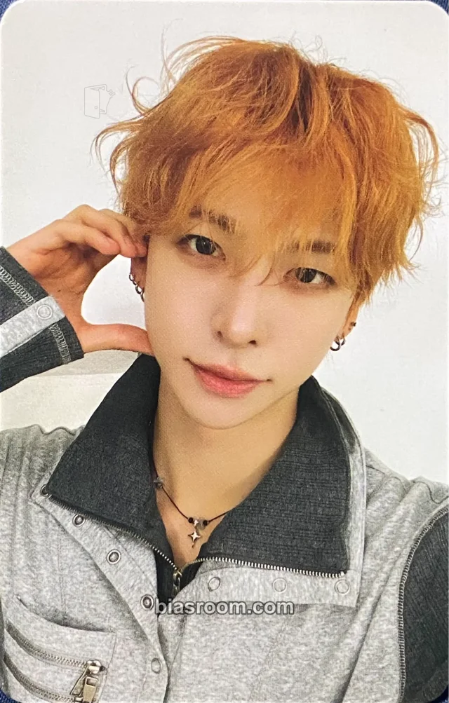 Photocard K-pop de Jiho AMPERS&ONE 82WORLD: LA