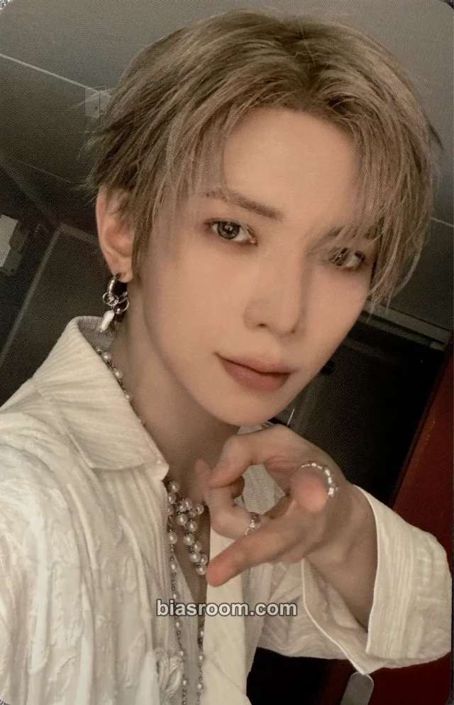 Yeosang ATEEZ MIGHTEEZ Wonder Room K-pop photocard