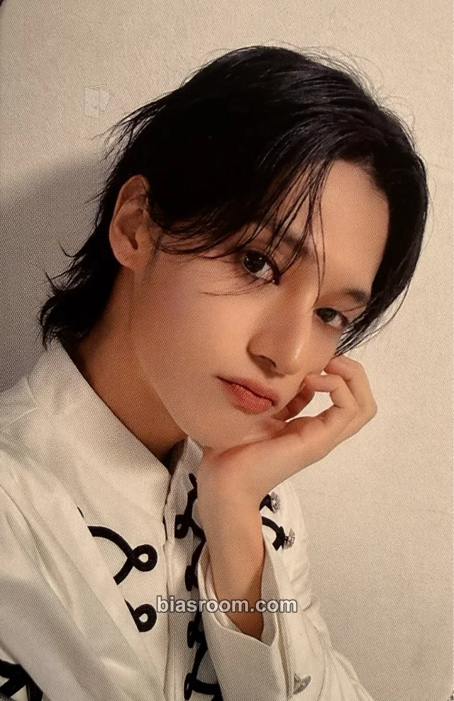 Wooyoung ATEEZ GOLDEN HOUR : Part.5のK-popフォトカード