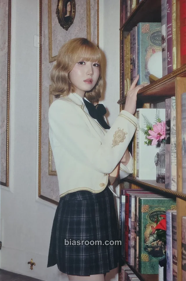 Hitomi SAY MY NAME SAY MY ACADEMY K-pop photocard