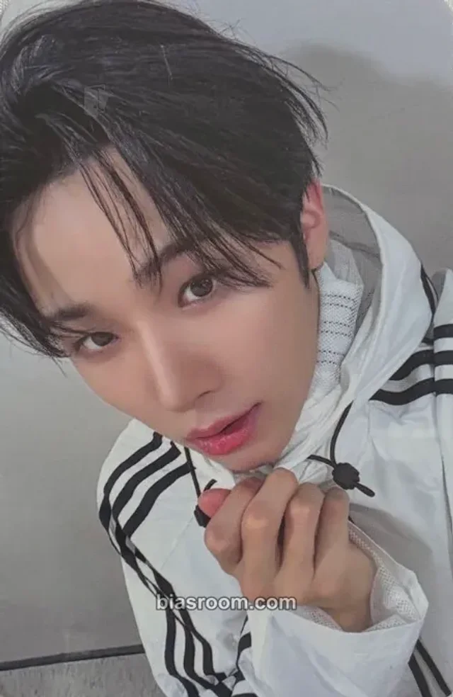 Wonjun WHIB Cherry Pie K-pop photocard