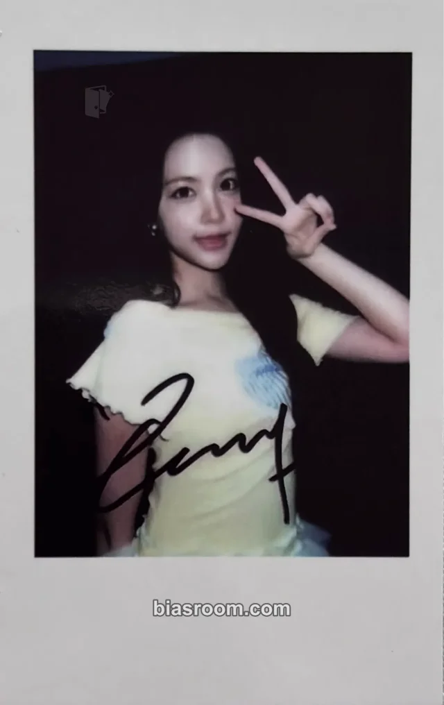 Carmen Hearts2Hearts Lemon Tang K-pop photocard