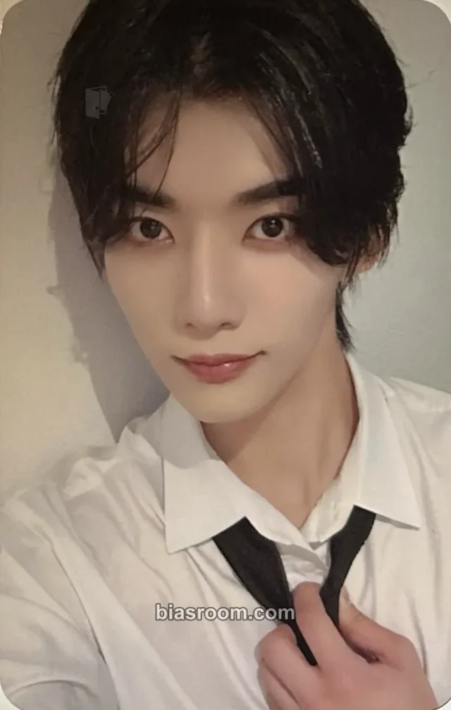 Photocard K-pop Saebyeol WAKER In Elixir: Spellbound