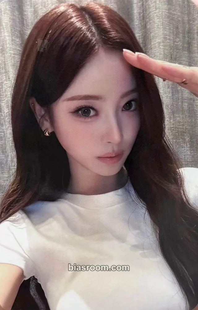 Anna MEOVV BITE NOW K-pop photocard