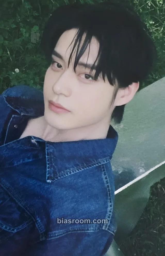 Jiwoong ZEROBASEONE NEVER SAY NEVER K-pop photocard