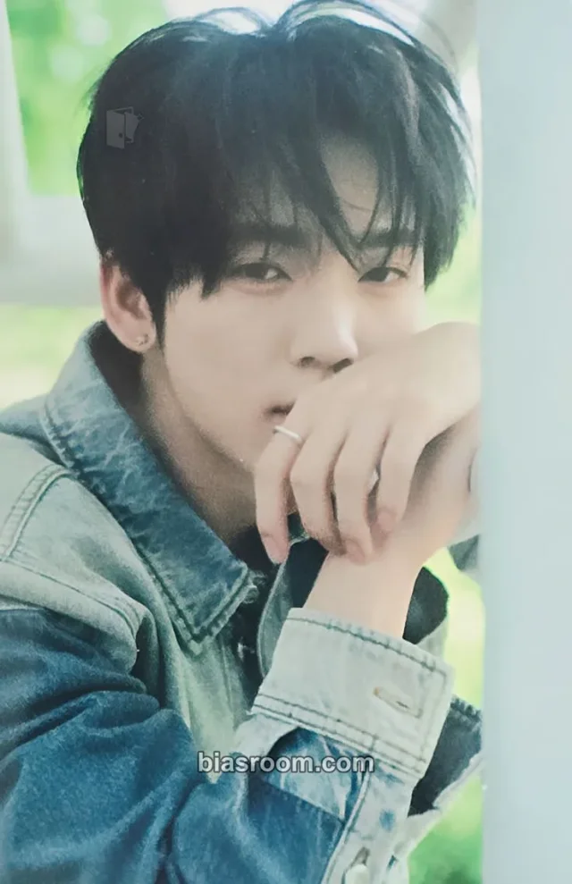 Yujin ZEROBASEONE NEVER SAY NEVER K-pop photocard