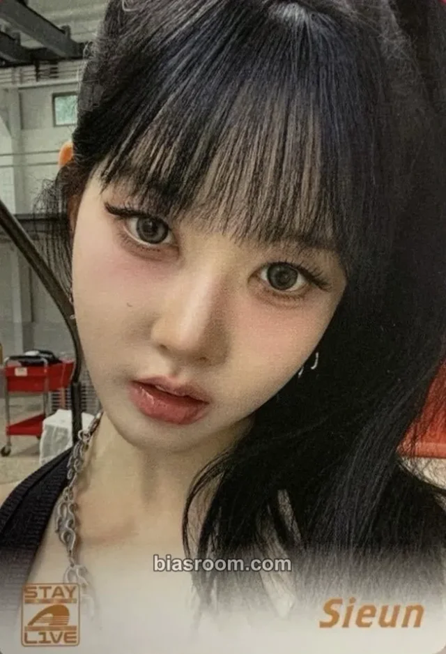 Sieun STAYC STAY ALIVE K-pop photocard