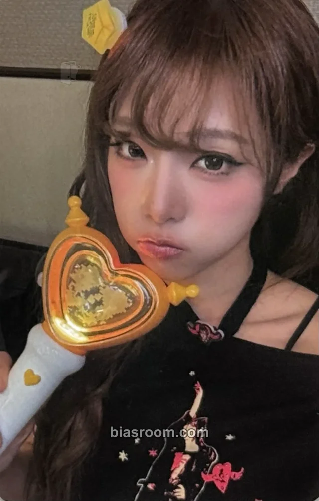 Yena Yena 2026 YENA ENCORE LIVE 'The Otherworldly Tale: Theatrical Edition' K-pop photocard