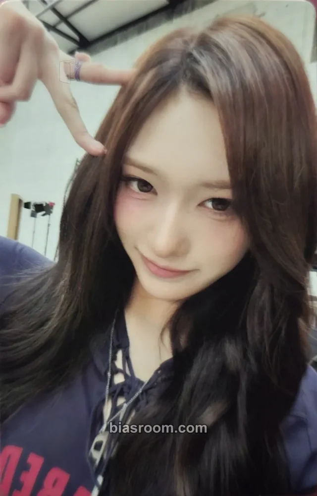 Photocard K-pop Leeseo IVE Looks Can Kill